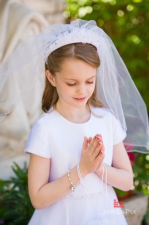 Emma_Communion-135