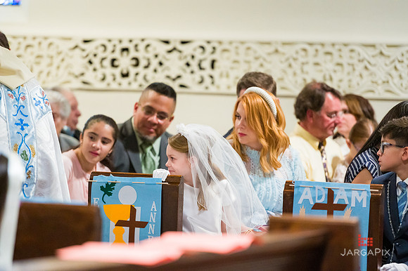 Emma_Communion-020