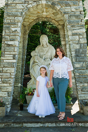 Emma_Communion-113
