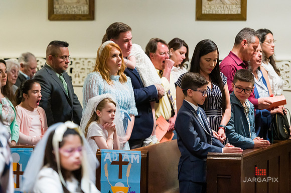 Emma_Communion-064