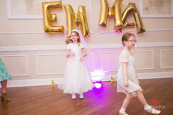 Emma_Communion-331