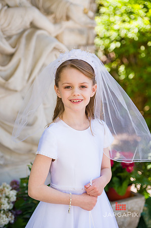 Emma_Communion-129