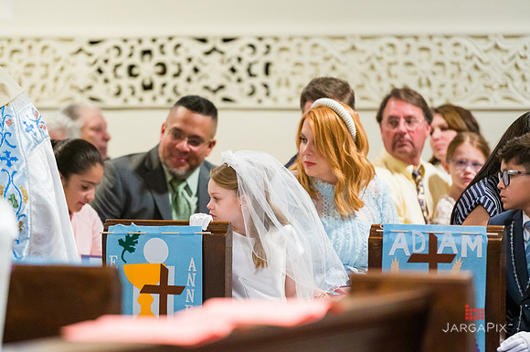 Emma_Communion-019