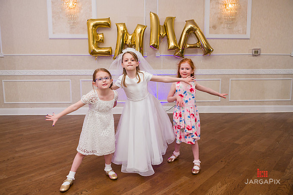 Emma_Communion-229
