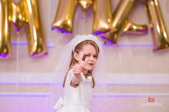 Emma_Communion-318