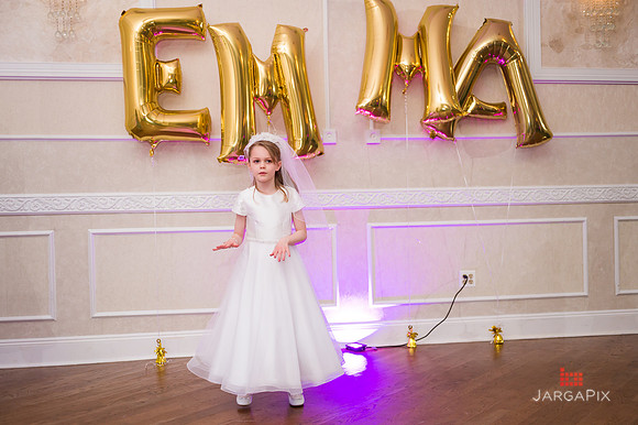 Emma_Communion-329