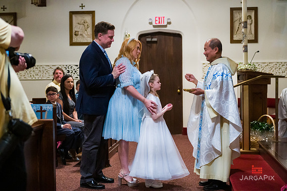 Emma_Communion-079