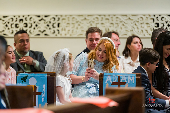 Emma_Communion-063