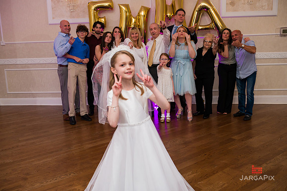 Emma_Communion-212