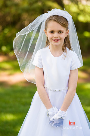 Emma_Communion-157
