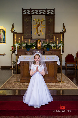 Emma_Communion-104