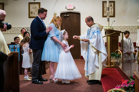 Emma_Communion-082