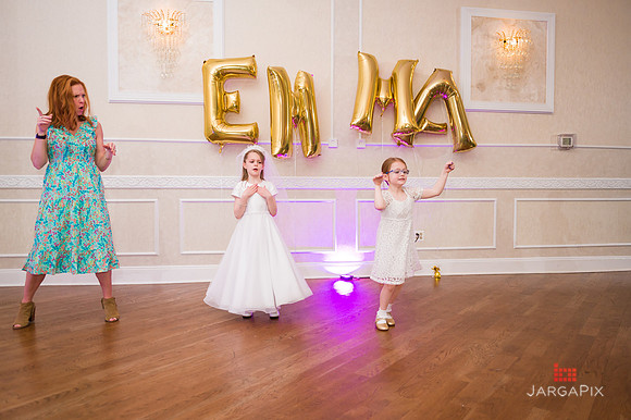 Emma_Communion-333