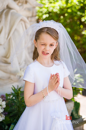 Emma_Communion-137