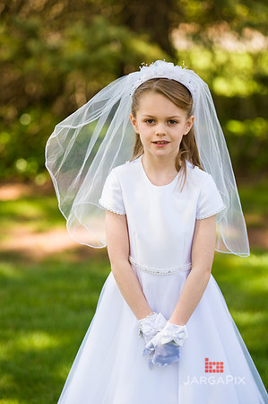 Emma_Communion-155