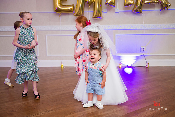 Emma_Communion-191