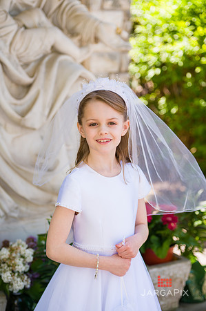 Emma_Communion-130
