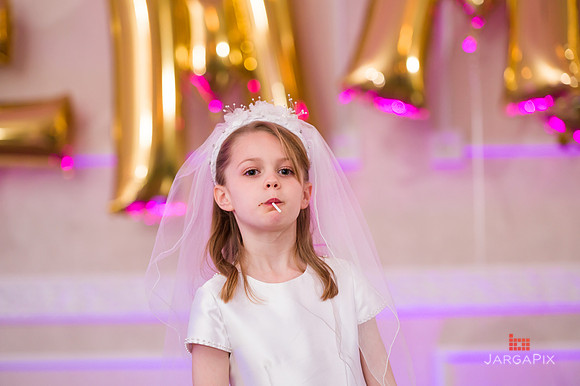 Emma_Communion-313