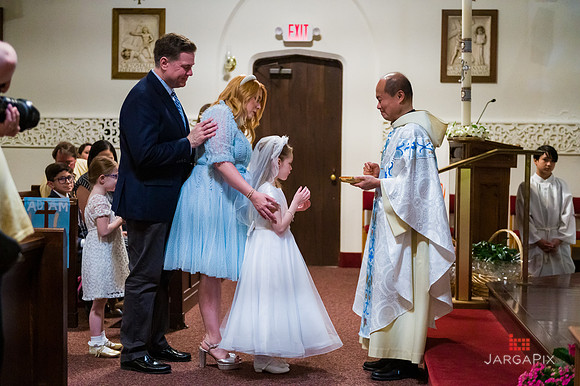 Emma_Communion-088