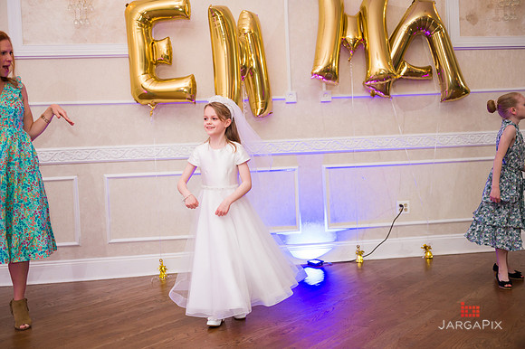 Emma_Communion-337
