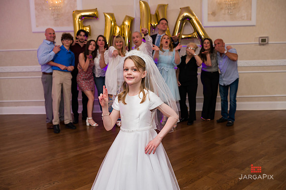 Emma_Communion-210
