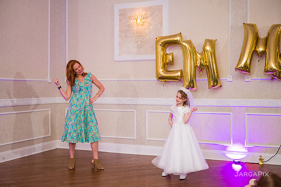 Emma_Communion-325