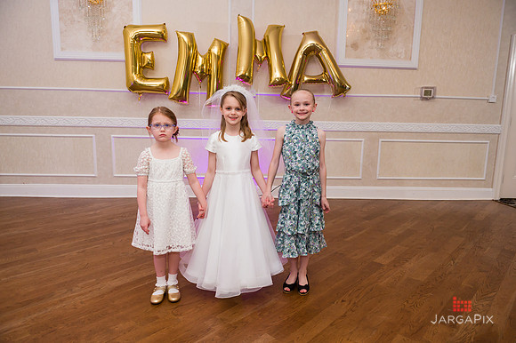 Emma_Communion-231