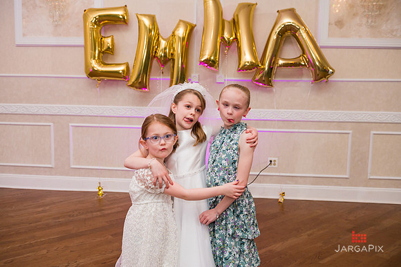 Emma_Communion-236