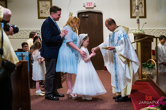 Emma_Communion-084