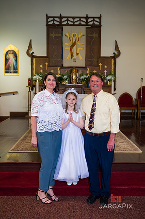 Emma_Communion-103
