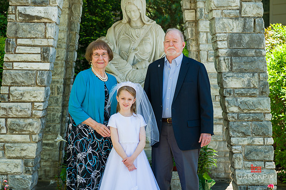 Emma_Communion-118