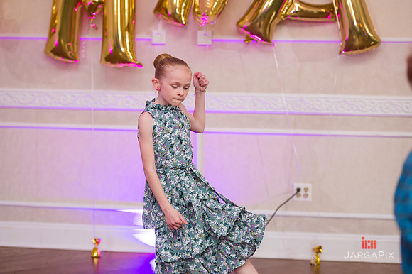 Emma_Communion-289