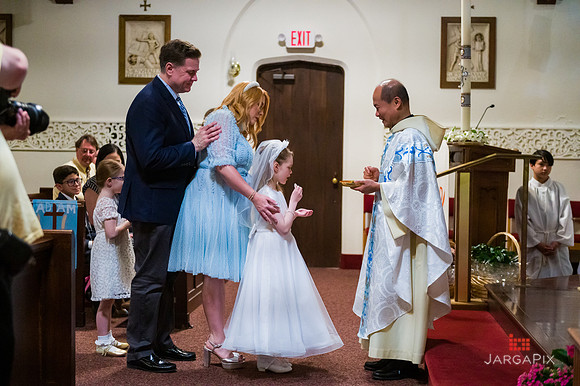 Emma_Communion-086