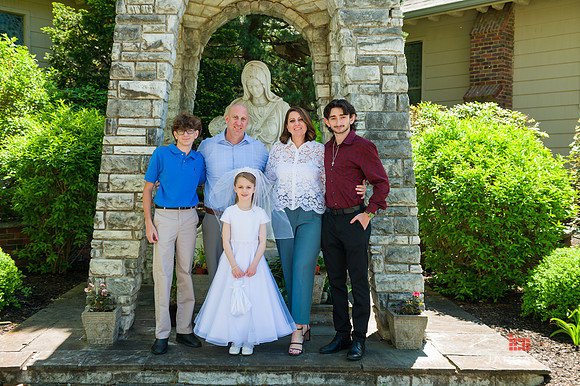 Emma_Communion-110