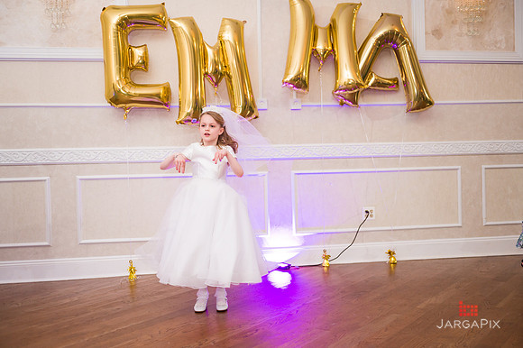 Emma_Communion-327