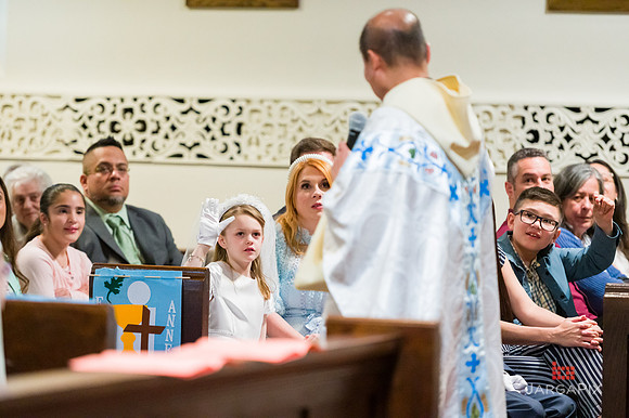 Emma_Communion-029