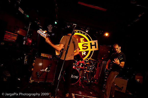 In_Musth@Trash_Bar-127.jpg