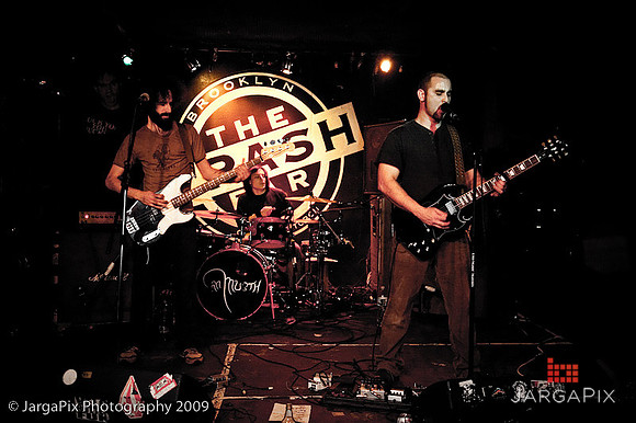 In_Musth@Trash_Bar-122.jpg