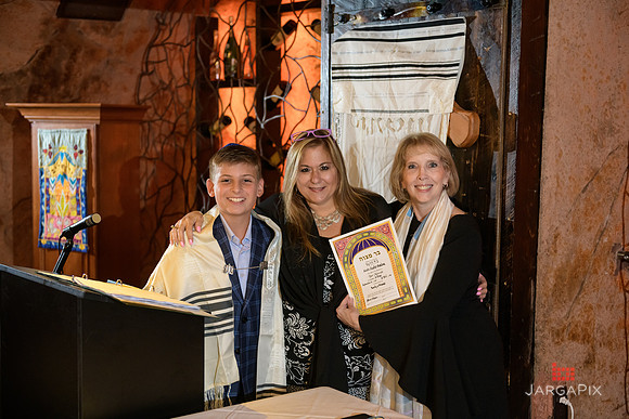 Noah_Anzalone_Barmitzvah_Preview-47