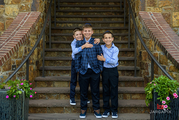 Noah_Anzalone_Barmitzvah_Preview-09