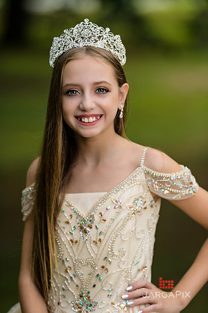 Naomi_Batmitzvah_Portrait_Session-078-Edit-Edit