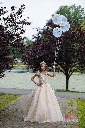 Naomi_Batmitzvah_Portrait_Session-041