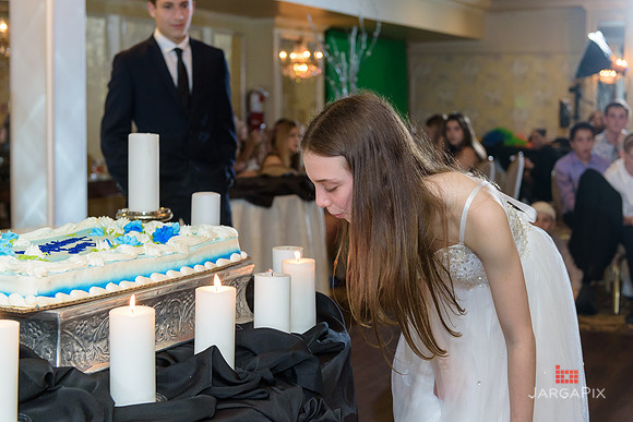 Lauren_Rich_Batmitzvah_Preview-72