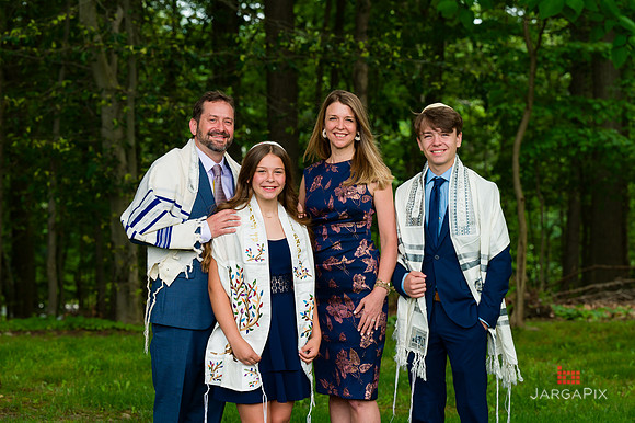 Tessa_F_Batmitzvah_Preview-001
