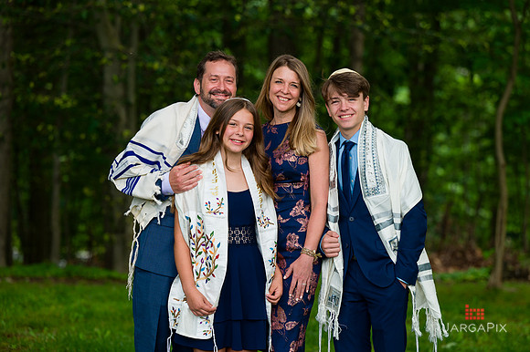 Tessa_F_Batmitzvah_Preview-002