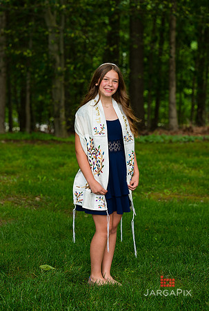 Tessa_F_Batmitzvah_Preview-003