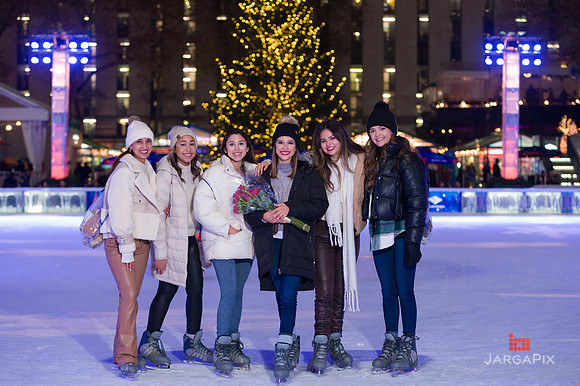Sean_Adrienne_Proposal_Bryant_Park-14