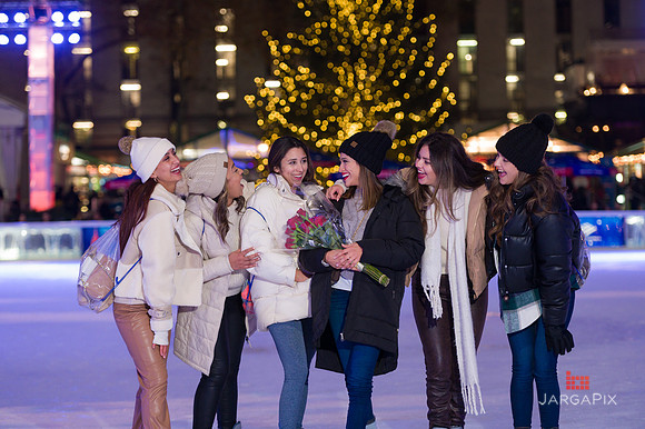 Sean_Adrienne_Proposal_Bryant_Park-15