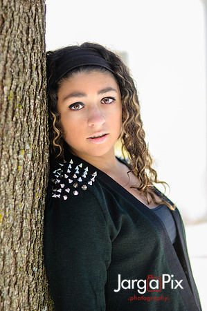 Bianca Parisi Sweet 16 Portrait Preview