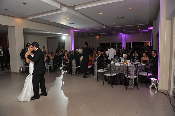 San Salvador Wedding Alejandro + Regina